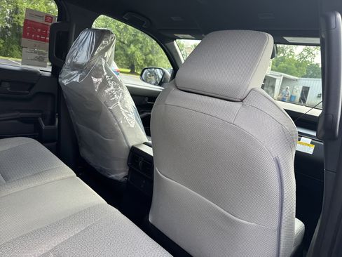 New 2025 Toyota 4Runner SR5 image 28