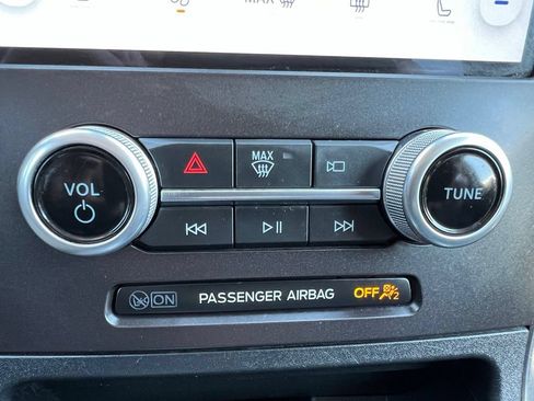 Used 2021 Ford Edge Titanium AWD/4WD image 40