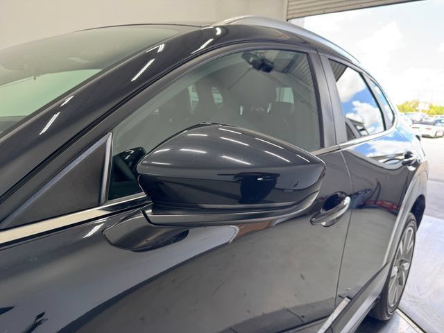Used 2022 MAZDA CX-30 AWD 2.5 S w/ Select Package image 38