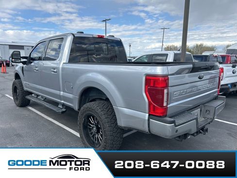 Used 2022 Ford F350 Lariat w/ Lariat Ultimate Package AWD/4WD image 4