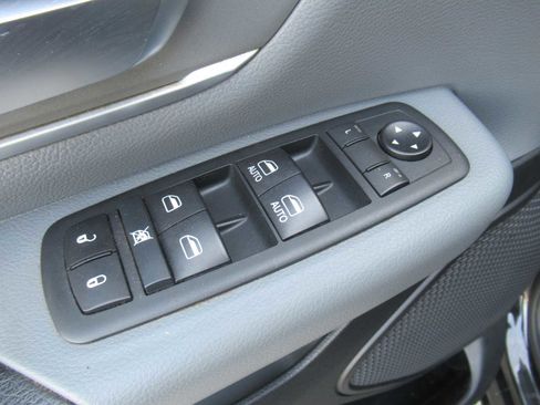 Used 2020 RAM 1500 Big Horn image 20