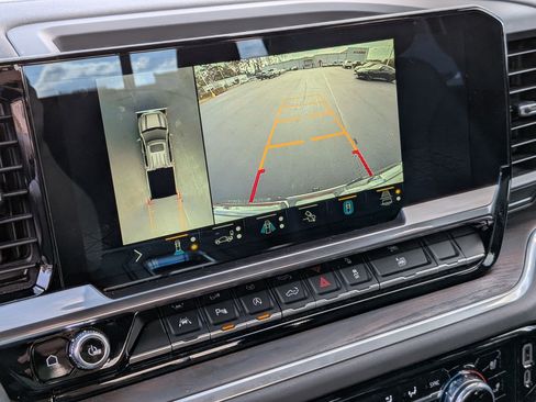 Used 2022 GMC Sierra 1500 SLT w/ SLT Premium Plus Package image 23