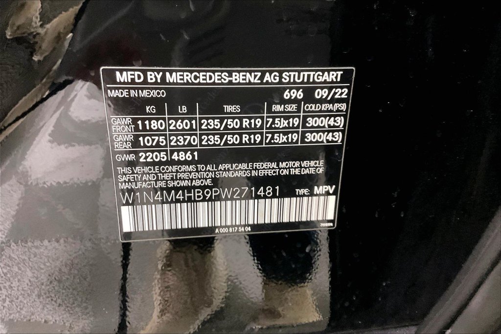 Used 2023 Mercedes-Benz GLB 250 4MATIC image 25