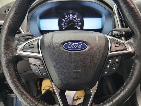 Used 2022 Ford Edge SEL w/ Sport Appearance Package image 35