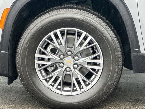 New 2025 Chevrolet Traverse LT w/ Enhanced Driving Package image 35