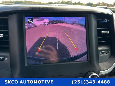 Used 2021 RAM 1500 Big Horn image 17