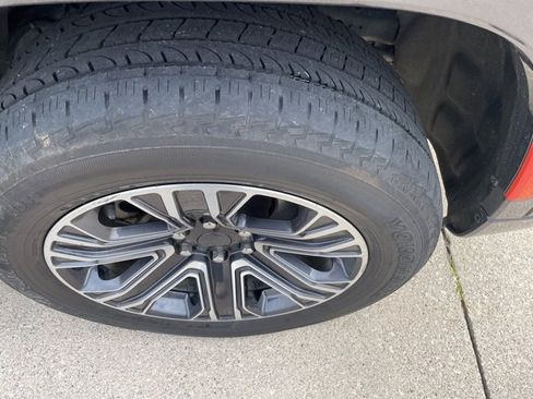 Used 2022 Jeep Wagoneer Series III w/ Flexible Seating Group image 18