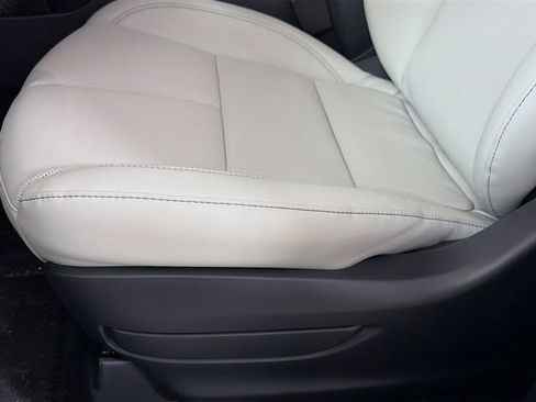 New 2026 Lincoln Aviator 2WD image 21