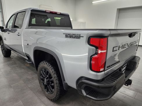 Used 2025 Chevrolet Silverado 2500 LT w/ Trail Boss Package image 6