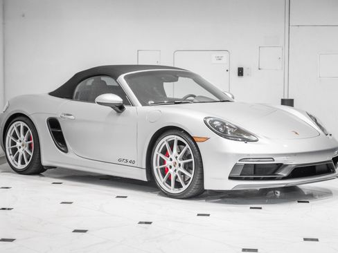 Used 2024 Porsche 718 Boxster GTS RWD image 10