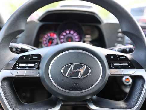 Certified 2023 Hyundai Elantra SEL FWD image 30