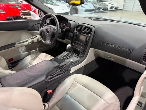 Used 2012 Chevrolet Corvette Grand Sport w/ 2LT Preferred Equipment Group RWD image 10