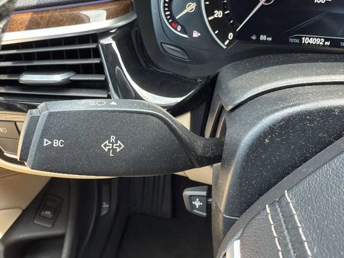 Used 2017 BMW 530i xDrive image 15