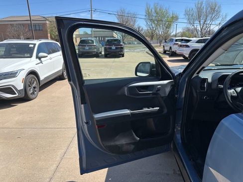 Used 2024 Ford Bronco Sport Outer Banks w/ Tech Package AWD/4WD image 9