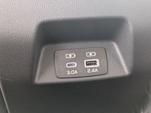 New 2026 Subaru Crosstrek 2.5i Limited AWD/4WD image 13