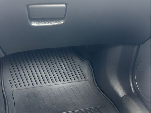 Used 2018 Nissan Rogue SL AWD/4WD image 47