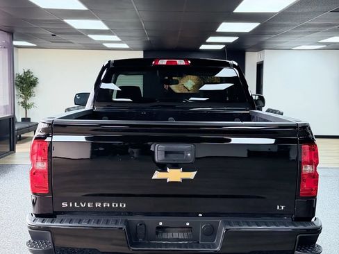 Used 2017 Chevrolet Silverado 1500 LT w/ LT Convenience Package image 8