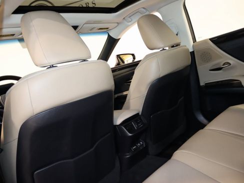 Used 2021 Lexus ES 250 w/ Premium Package image 51