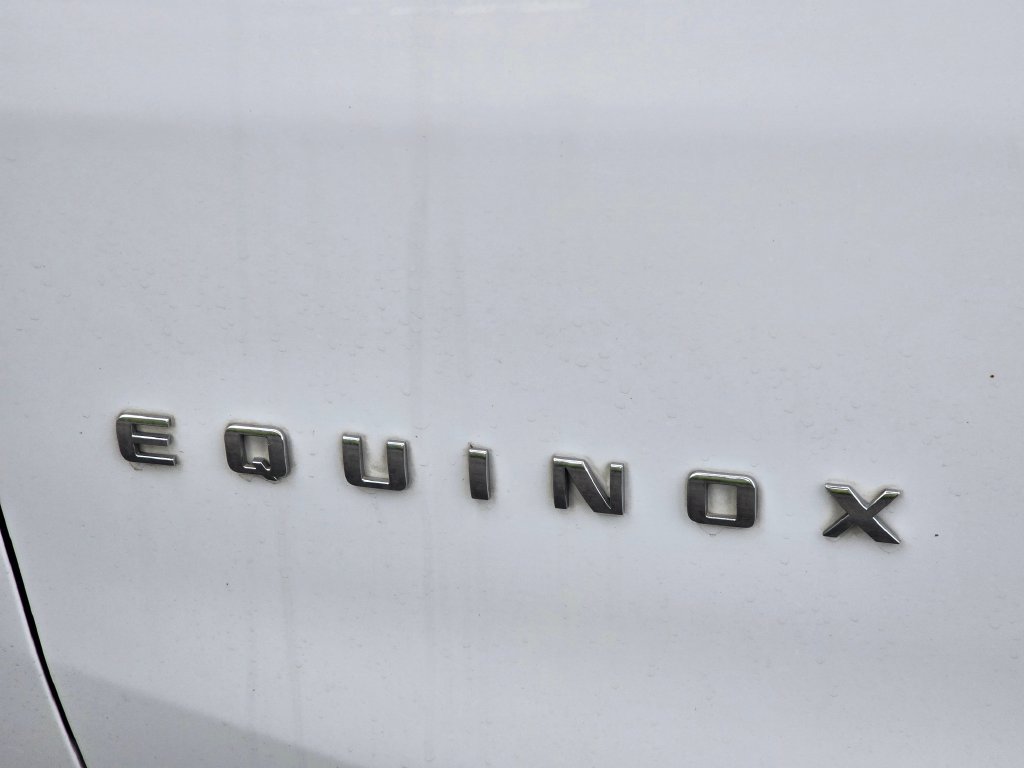 Used 2018 Chevrolet Equinox LT FWD image 13