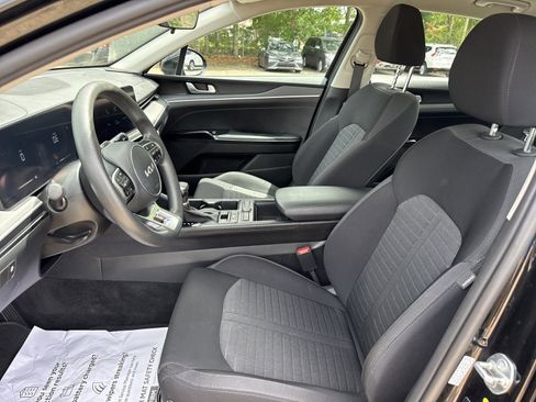 Used 2025 Kia K5 LXS FWD image 11