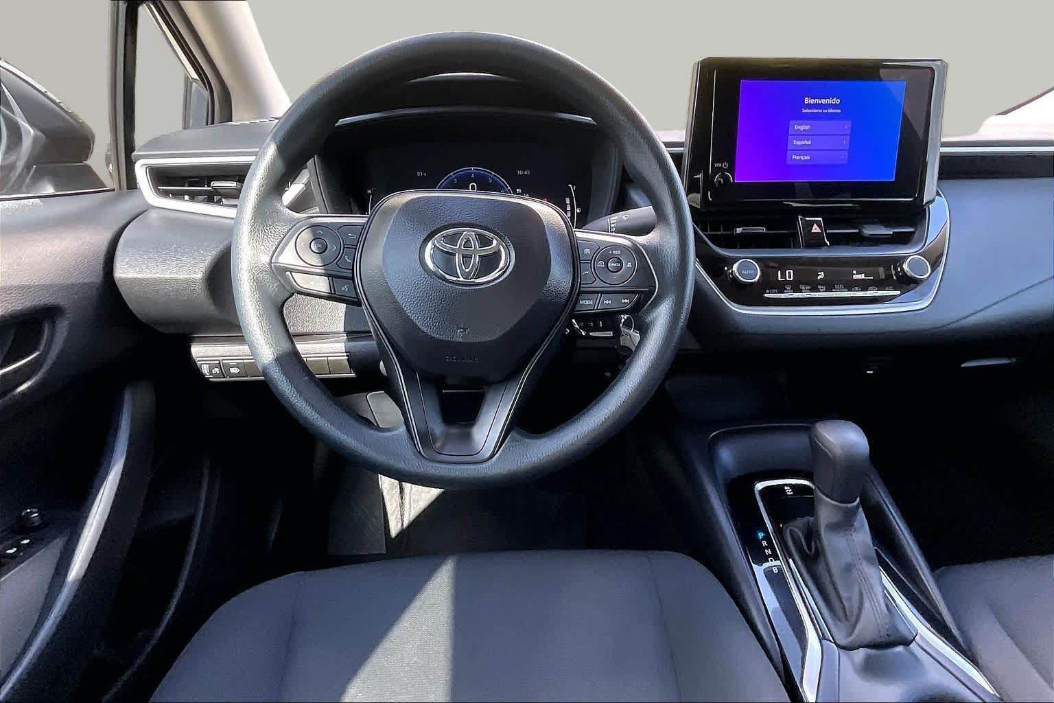 Used 2026 Toyota Corolla LE FWD image 6