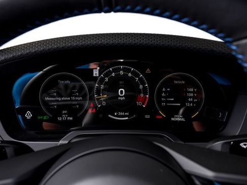 Used 2026 Porsche 911 GT3 RWD image 31