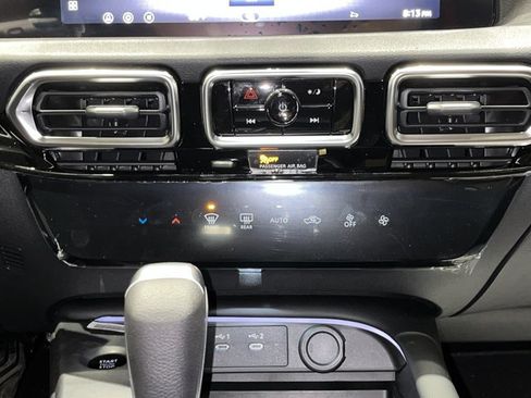 New 2026 Nissan Sentra SR w/ Floor Mat Package FWD image 30