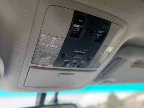 Used 2012 Lexus GX 460 w/ Comfort Plus Pkg AWD/4WD image 42