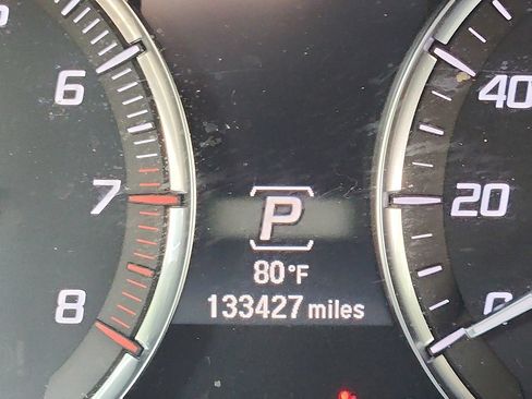 Used 2017 Acura MDX SH-AWD image 3