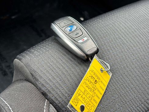Used 2023 Subaru Ascent Premium w/ Convenience Package AWD/4WD image 28