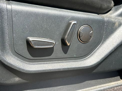 Used 2020 Ford F150 Raptor w/ Equipment Group 802A Luxury image 8