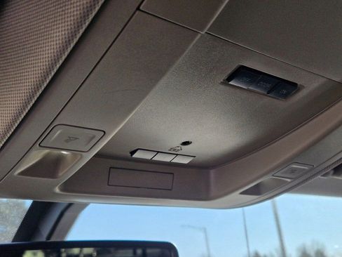 Used 2015 GMC Sierra 2500 SLT image 28