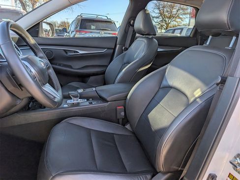 Used 2022 INFINITI QX50 Luxe image 25