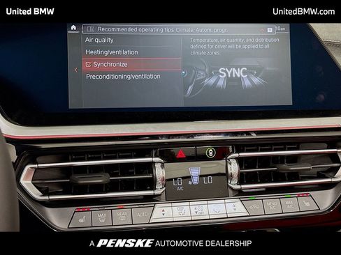 Used 2025 BMW Z4 M40i w/ Premium Package image 11