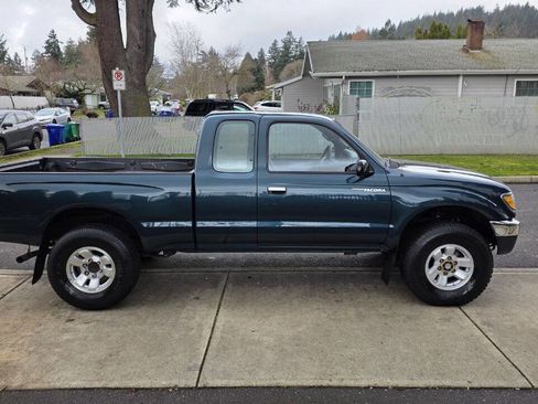 Used 1997 Toyota Tacoma 4x4 Xtracab image 4