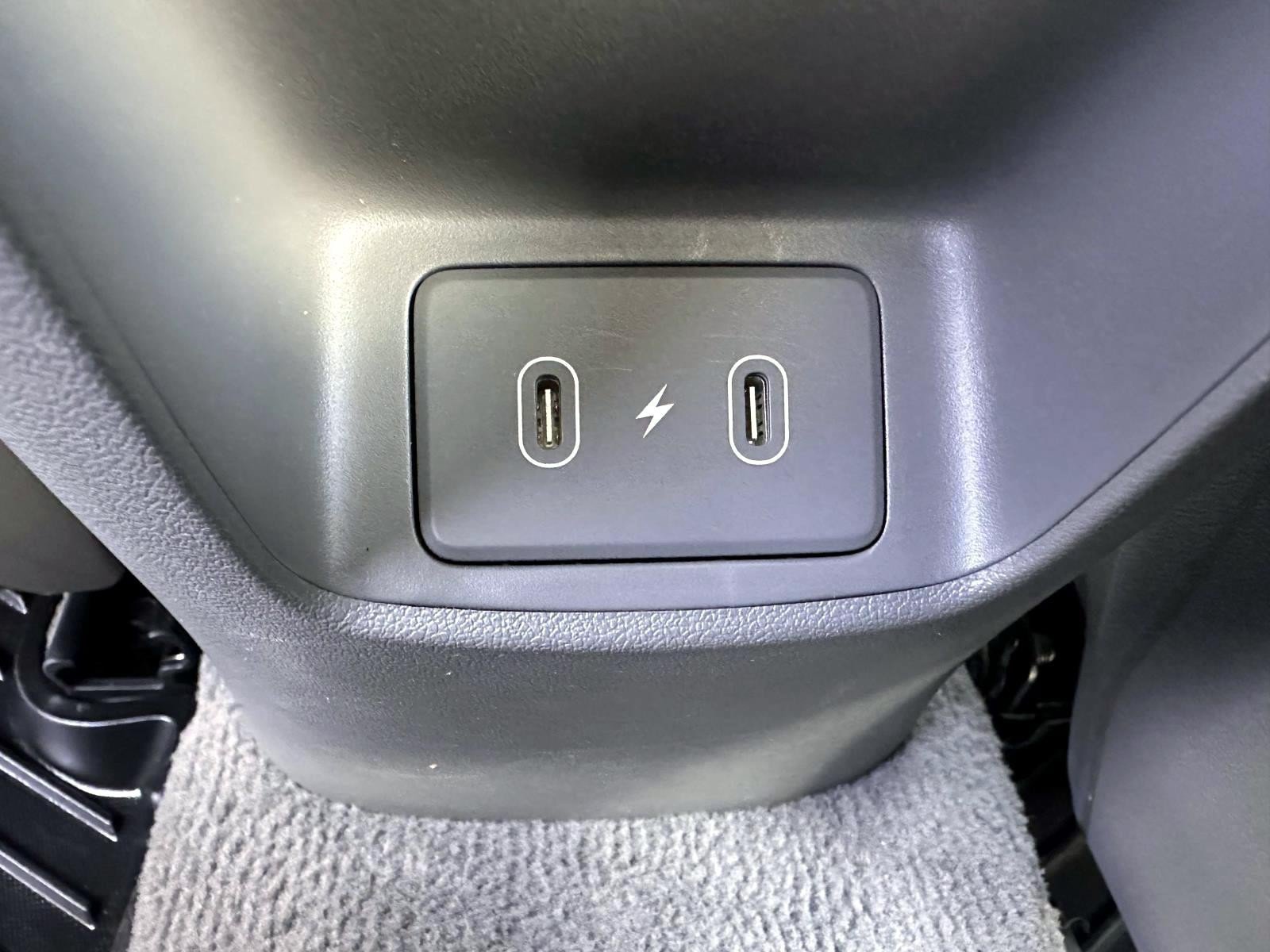 Used 2025 Hyundai Elantra Sport FWD image 13
