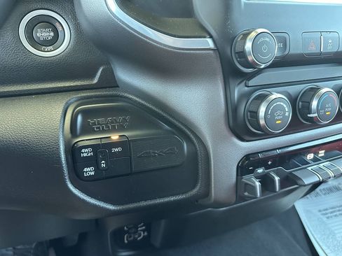 Used 2022 RAM 2500 Big Horn AWD/4WD image 21