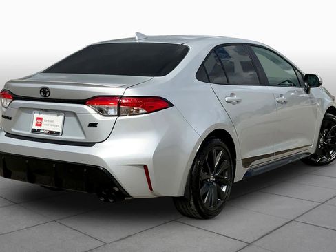 Used 2026 Toyota Corolla SE image 13