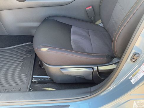 New 2025 Nissan Sentra SR image 13