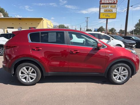 Used 2017 Kia Sportage LX AWD/4WD image 8