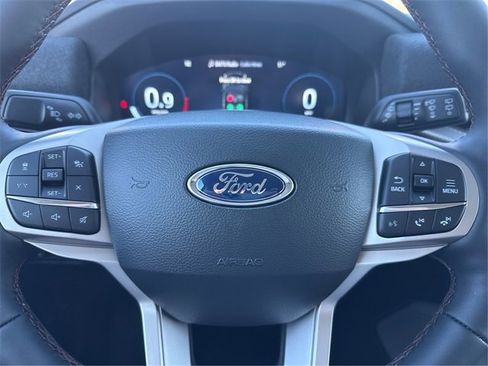 New 2026 Ford Explorer Active w/ Active Comfort Package image 21