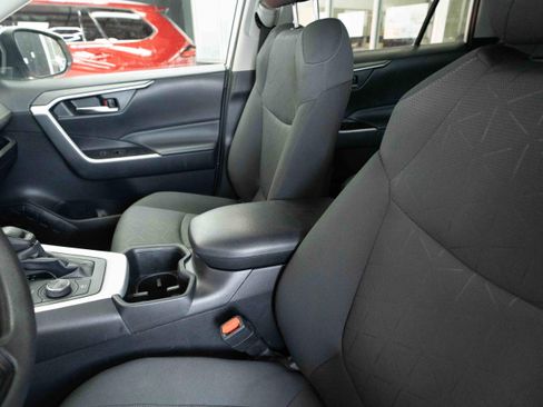 Used 2024 Toyota RAV4 XLE image 10