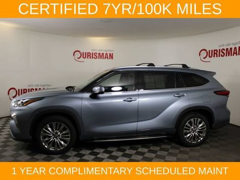Used 2023 Toyota Highlander Limited FWD image 4