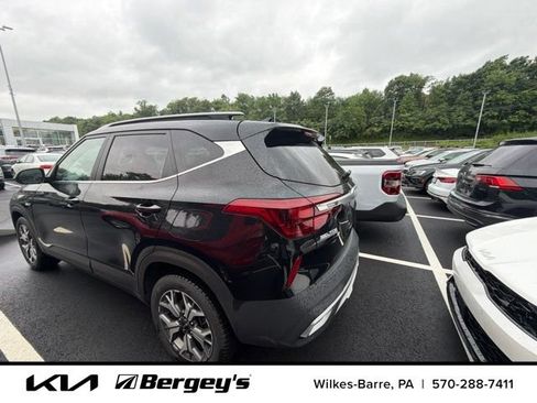 Certified 2022 Kia Seltos EX AWD/4WD image 21