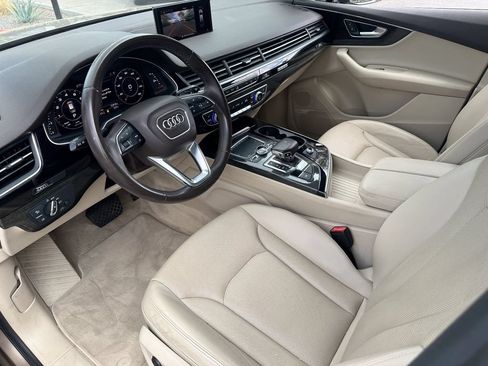 Used 2018 Audi Q7 3.0T Premium Plus w/ Premium Plus Package AWD/4WD image 16