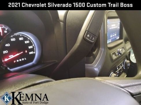 Used 2021 Chevrolet Silverado 1500 Custom Trail Boss image 25