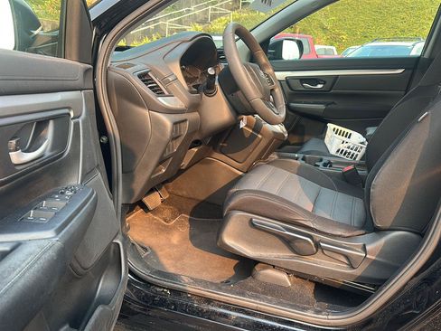 Used 2017 Honda CR-V LX image 8