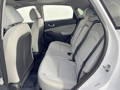 Used 2022 Hyundai Kona SEL w/ Convenience Package image 34