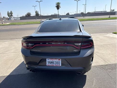 Used 2019 Dodge Charger R/T RWD image 6