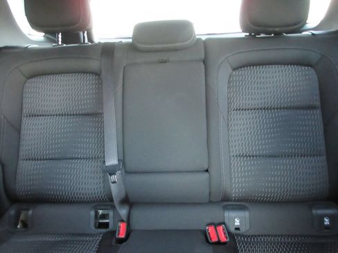 Used 2026 Chevrolet Equinox LT w/ Safety and Technology Package FWD image 19